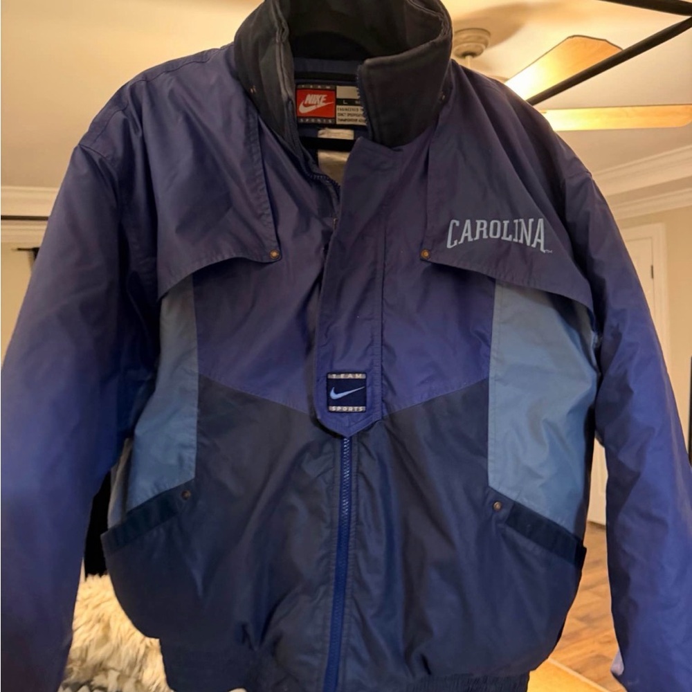 Nike Men's Blue and Gray Windbreaker